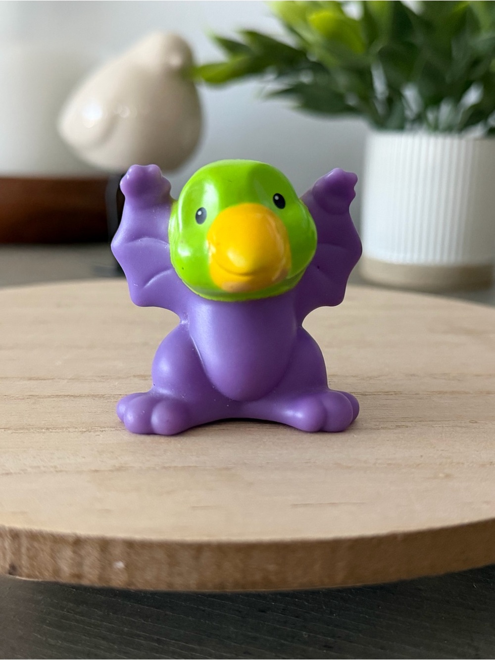 2005 Fisher Price Little People Baby Pterodactyl Dinosaur Figure J4432